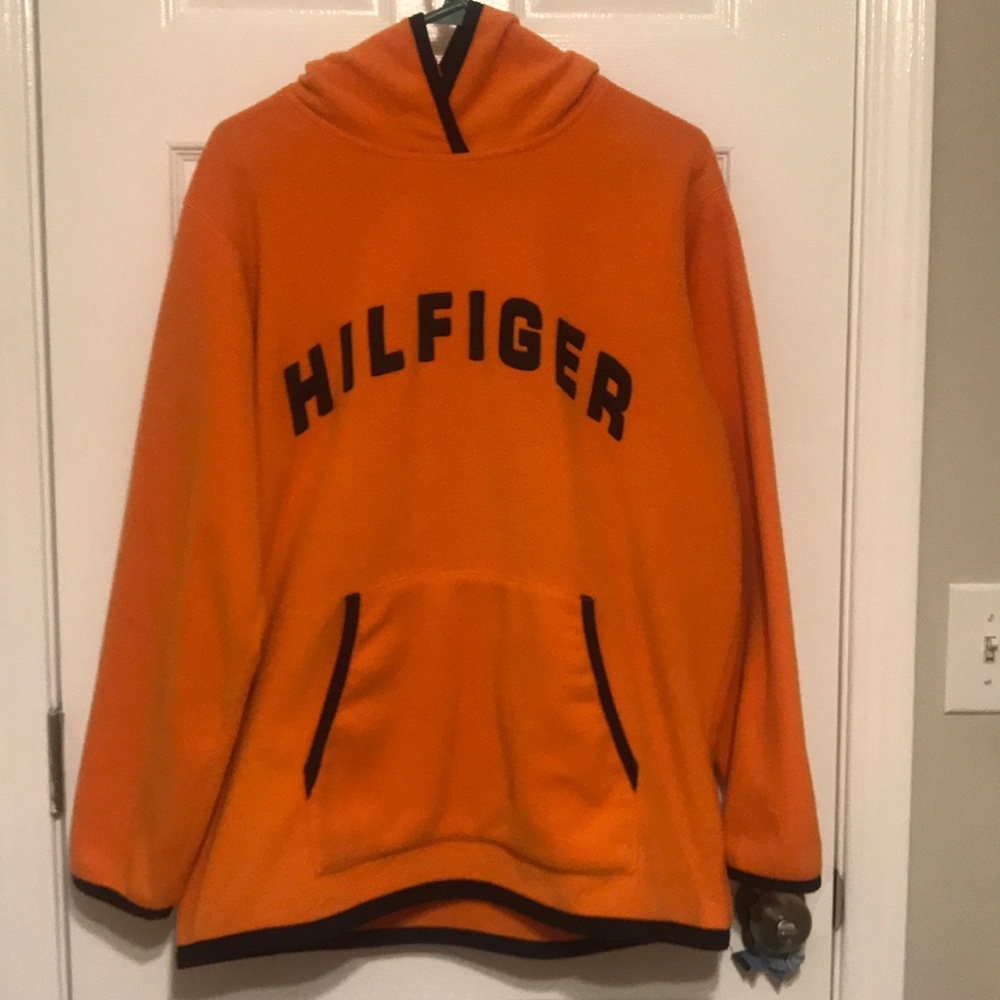 A Tommy Hilfiger Sweatshirt